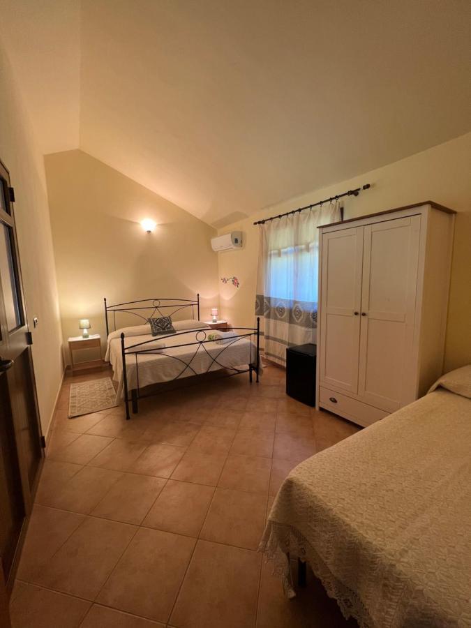 Agriturismo Su Barraccu Loceri Екстериор снимка